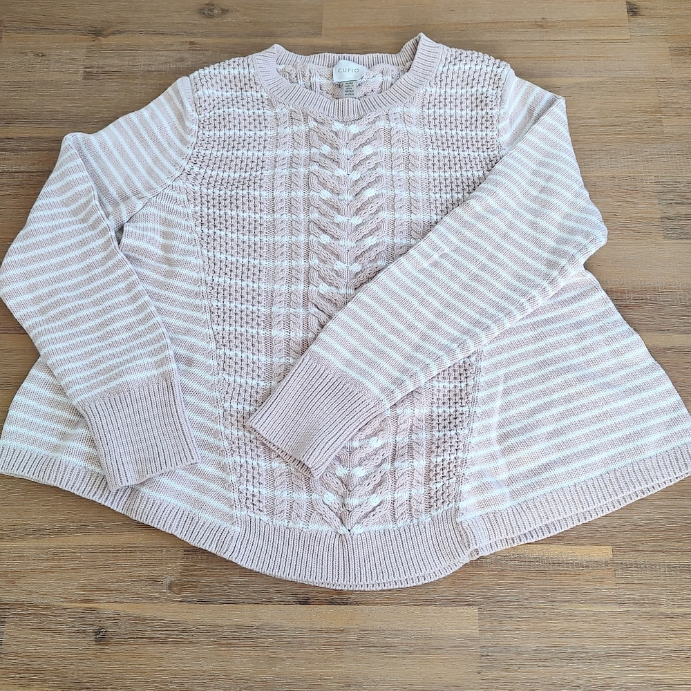 LIKE NEW Women's Size Medium Pink/White Striped Cropped Sweater